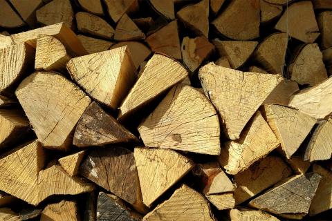 Logs 2 Cubic Metres